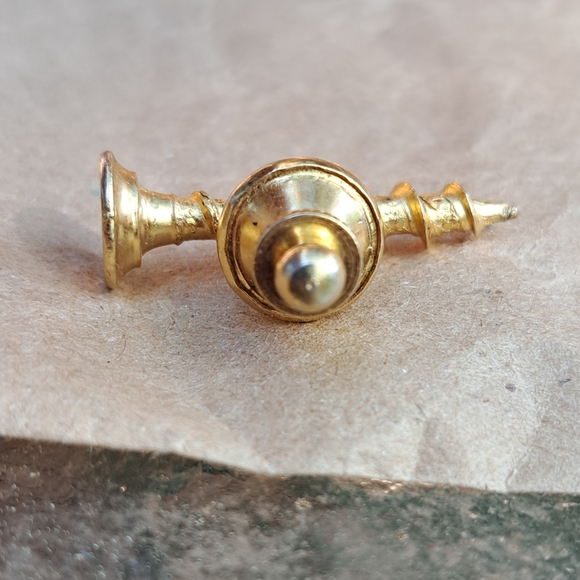 🙃6/$10 Screw Tie Tack - Picture 3 of 4